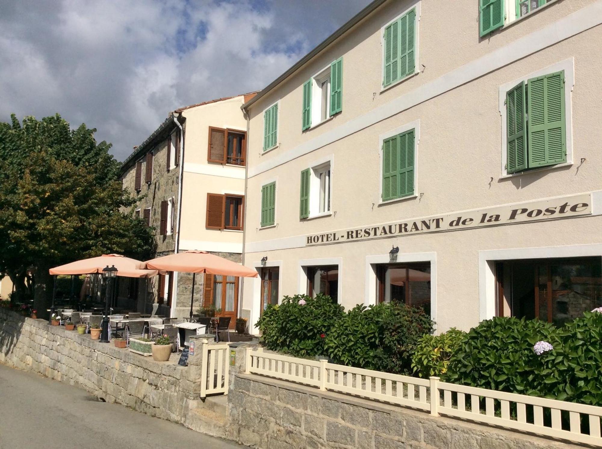 Hotel Restaurant De La Poste Aullene Buitenkant foto
