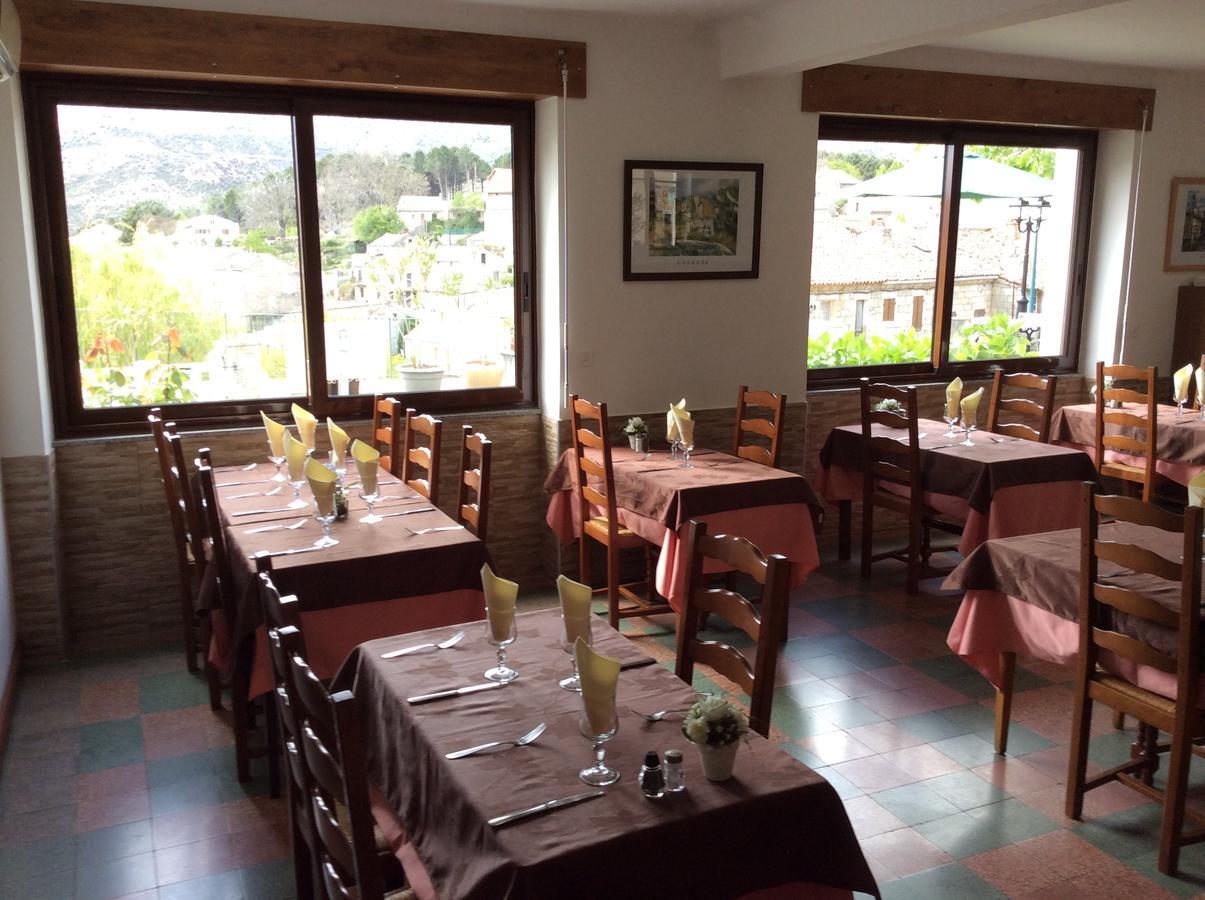 Hotel Restaurant De La Poste Aullene Buitenkant foto